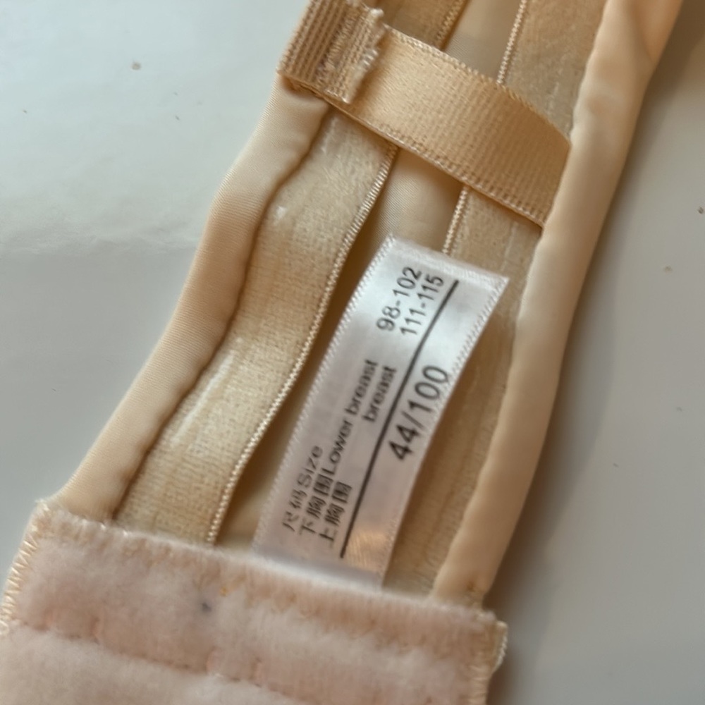 STRAPLESS CONVERTIBLE BRA - Picture 6 of 6